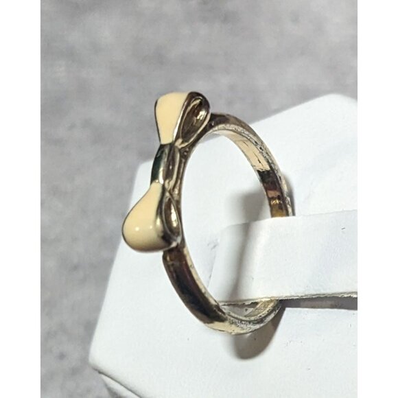 Minimalist Coquette Silver Tone And Cream Bow Ring Size 7 - Picture 11 of 13